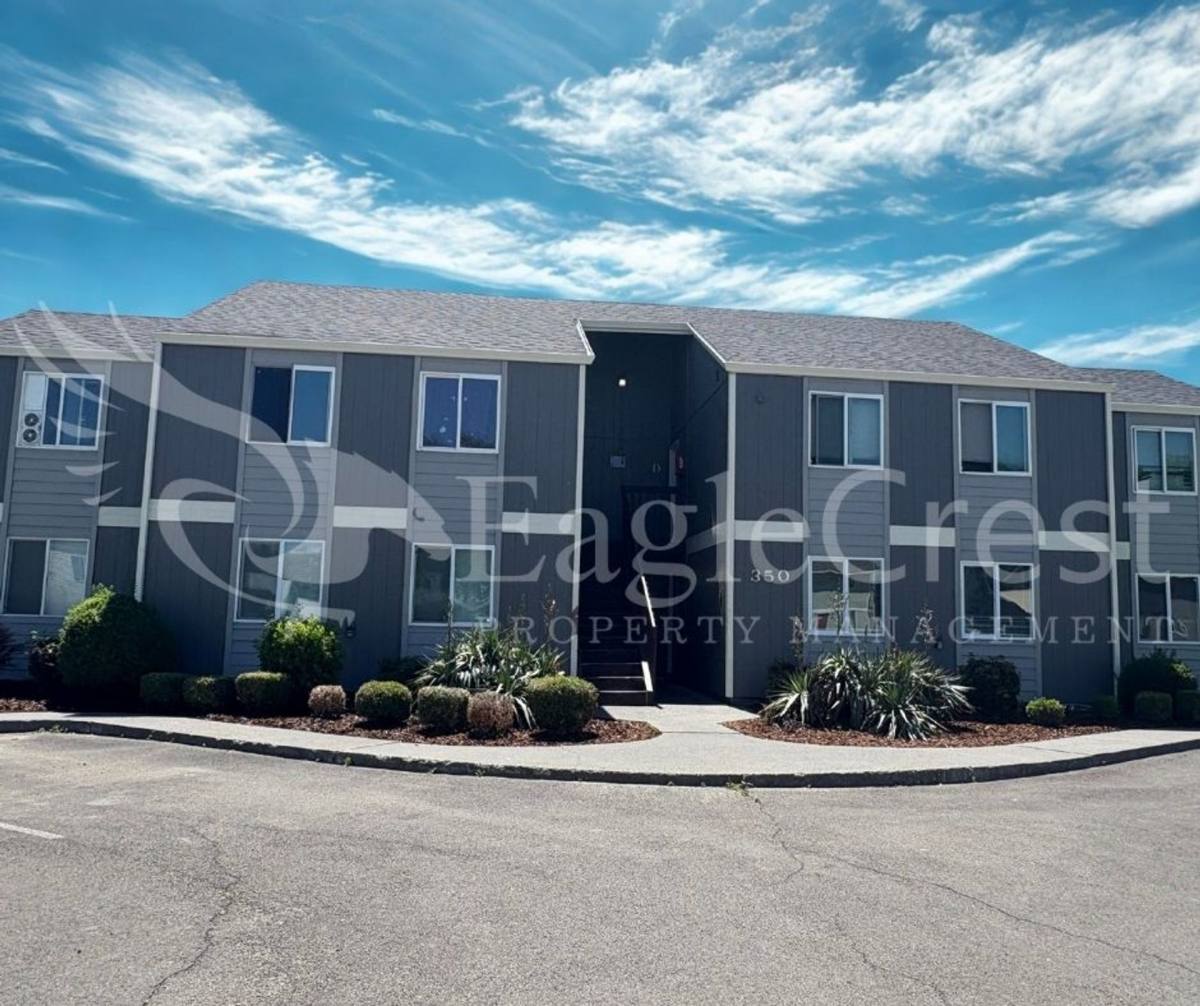 Apartment for rent at 300 E Dogwood Ave, Hermiston, OR 97838