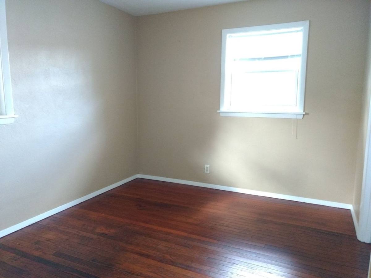 Apartment for rent at 302 W Locust St, Urbana, IL 61801