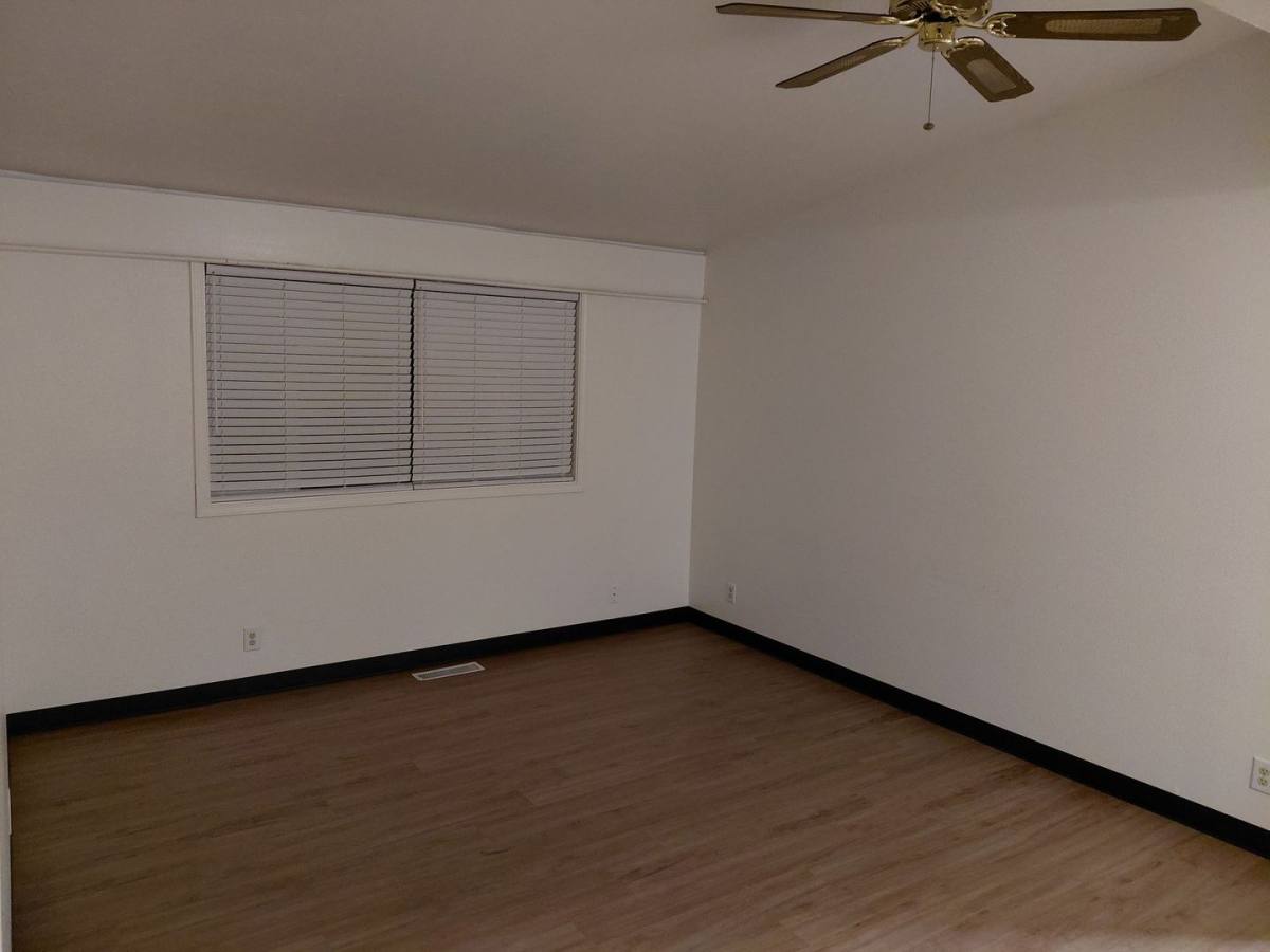 House for rent at 1399 Parkway Dr NW, Salem, OR 97304