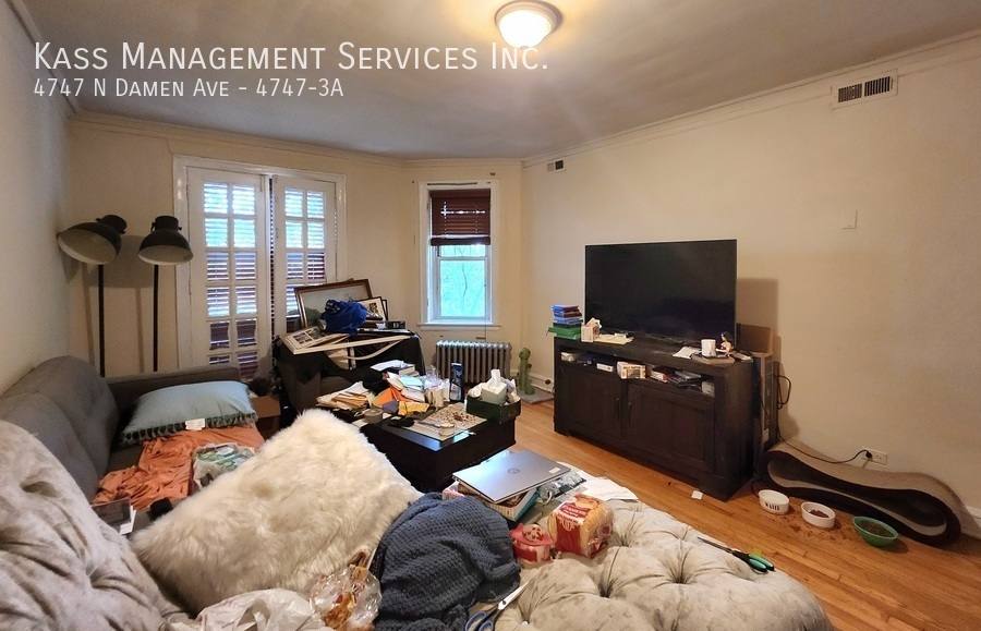 Apartment for rent at 4747 N Damen Ave #3A, Chicago, IL 60625