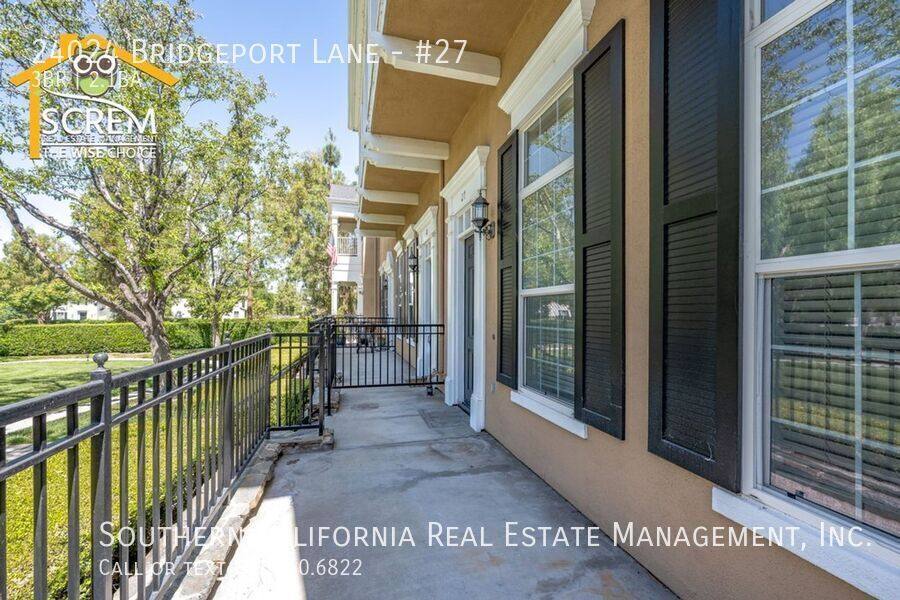 Townhouse for rent at 24024 Bridgeport Lane #27, Valencia, CA 91355