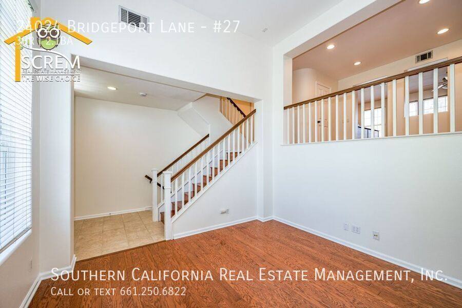Townhouse for rent at 24024 Bridgeport Lane #27, Valencia, CA 91355