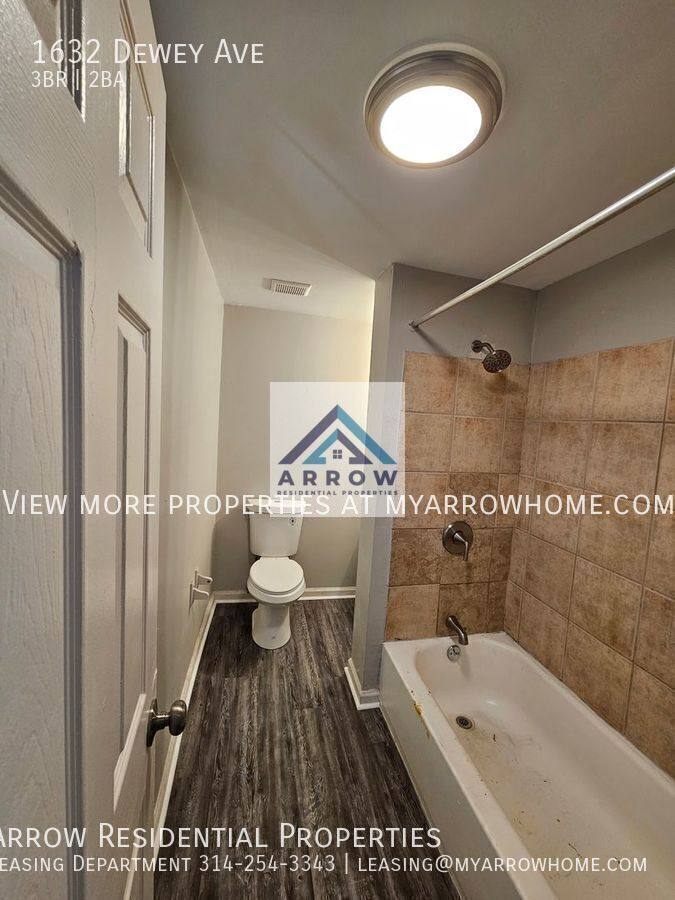 House for rent at 1632 Dewey Ave, Cincinnati, OH 45205