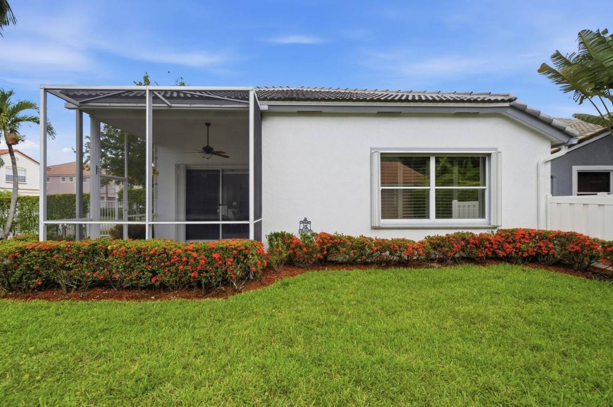 House for rent at 8534 Via D Oro, Boca Raton, FL 33433