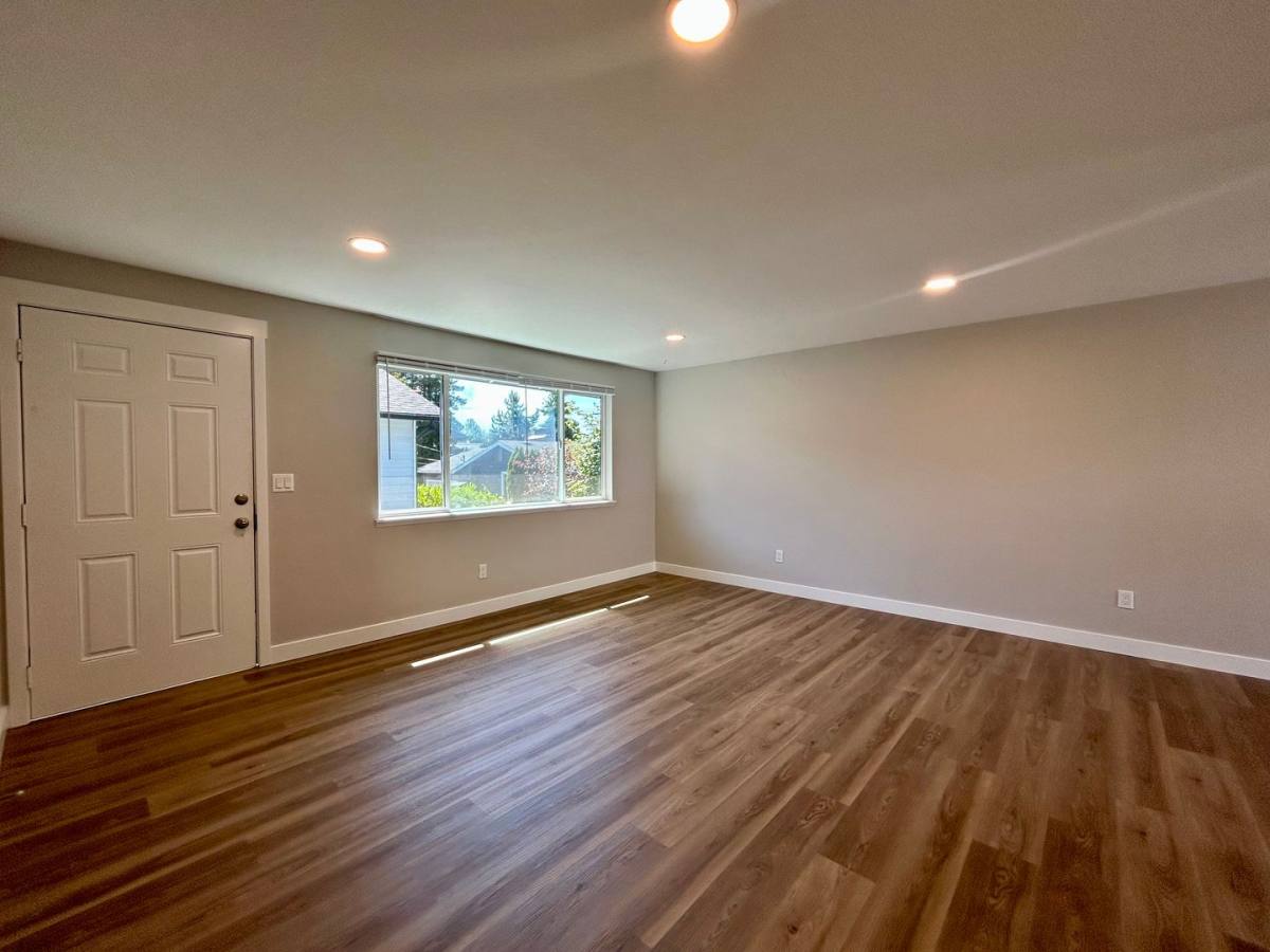 Apartment for rent at 207 Dorn Ave, Everett, WA 98208