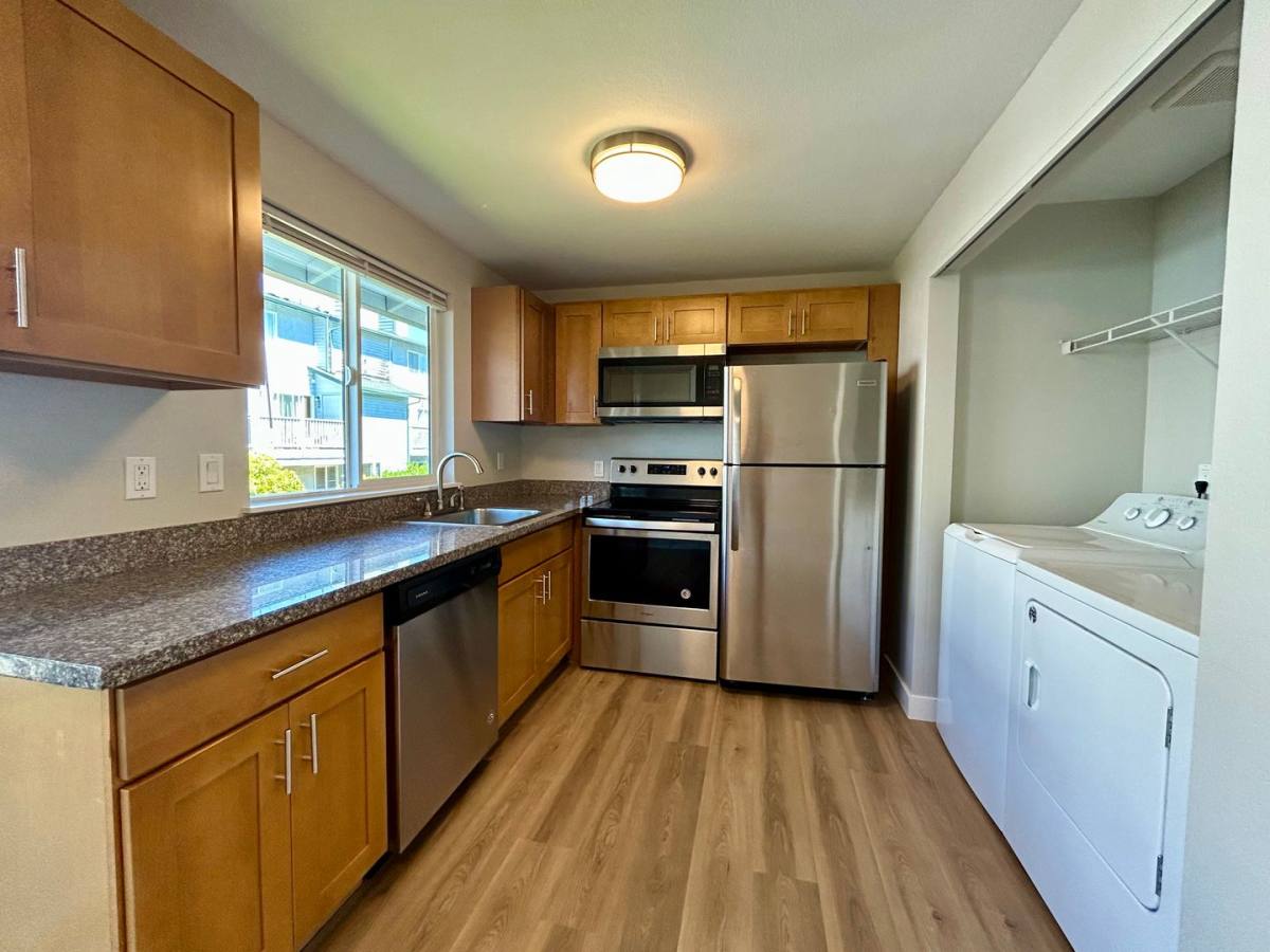 Apartment for rent at 207 Dorn Ave, Everett, WA 98208