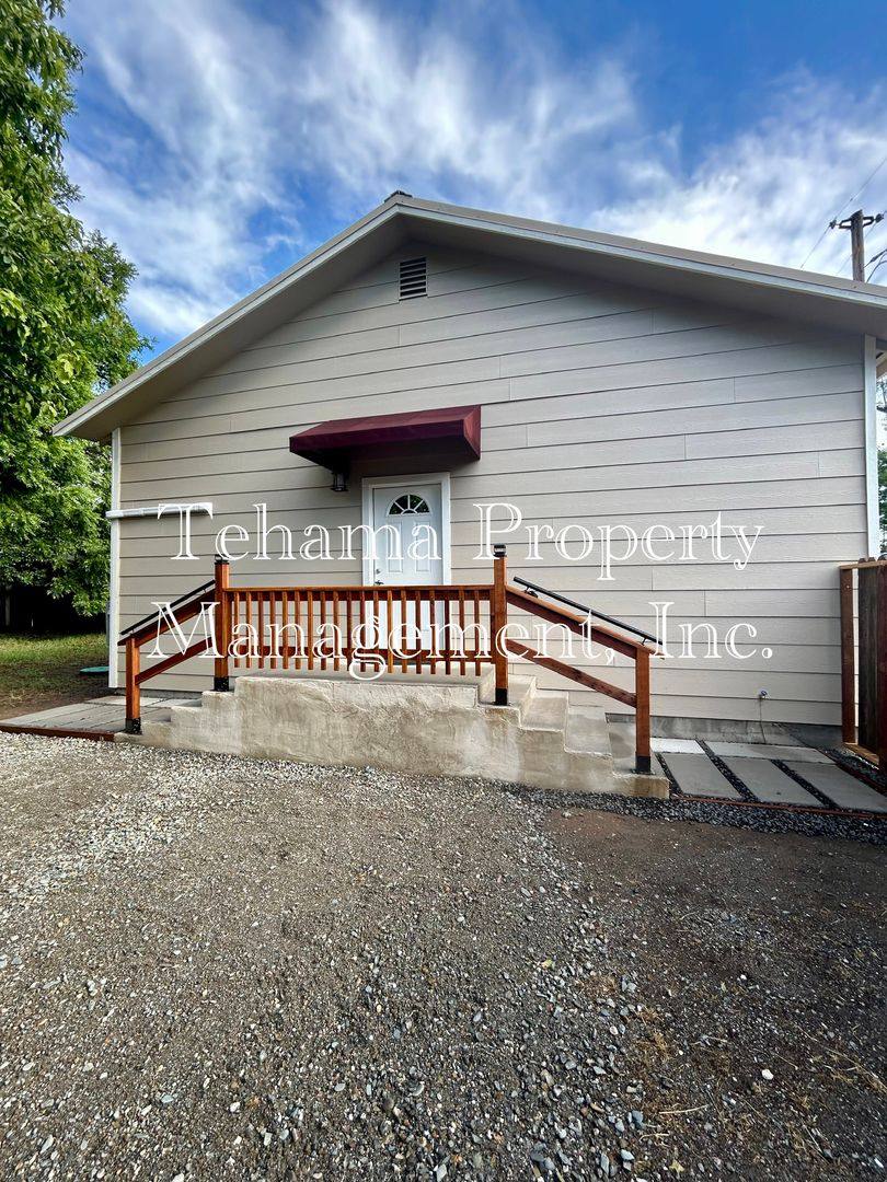 House for rent at 220 D St, Red Bluff, CA 96080