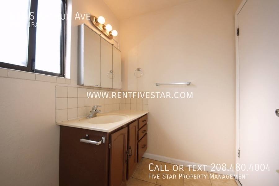 House for rent at 638 S Arthur Ave, Pocatello, ID 83204