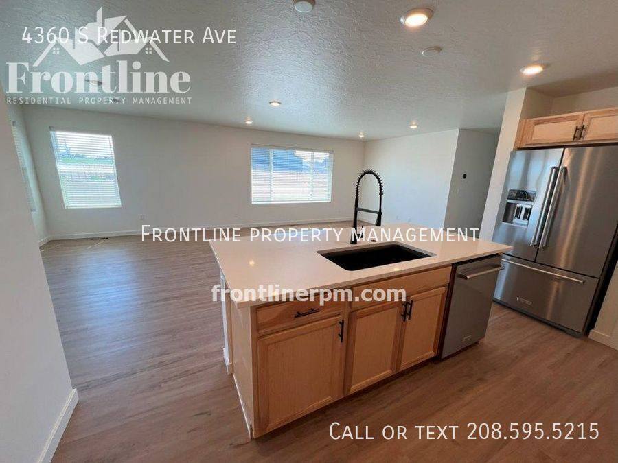 House for rent at 4360 S Redwater Ave, Meridian, ID 83642