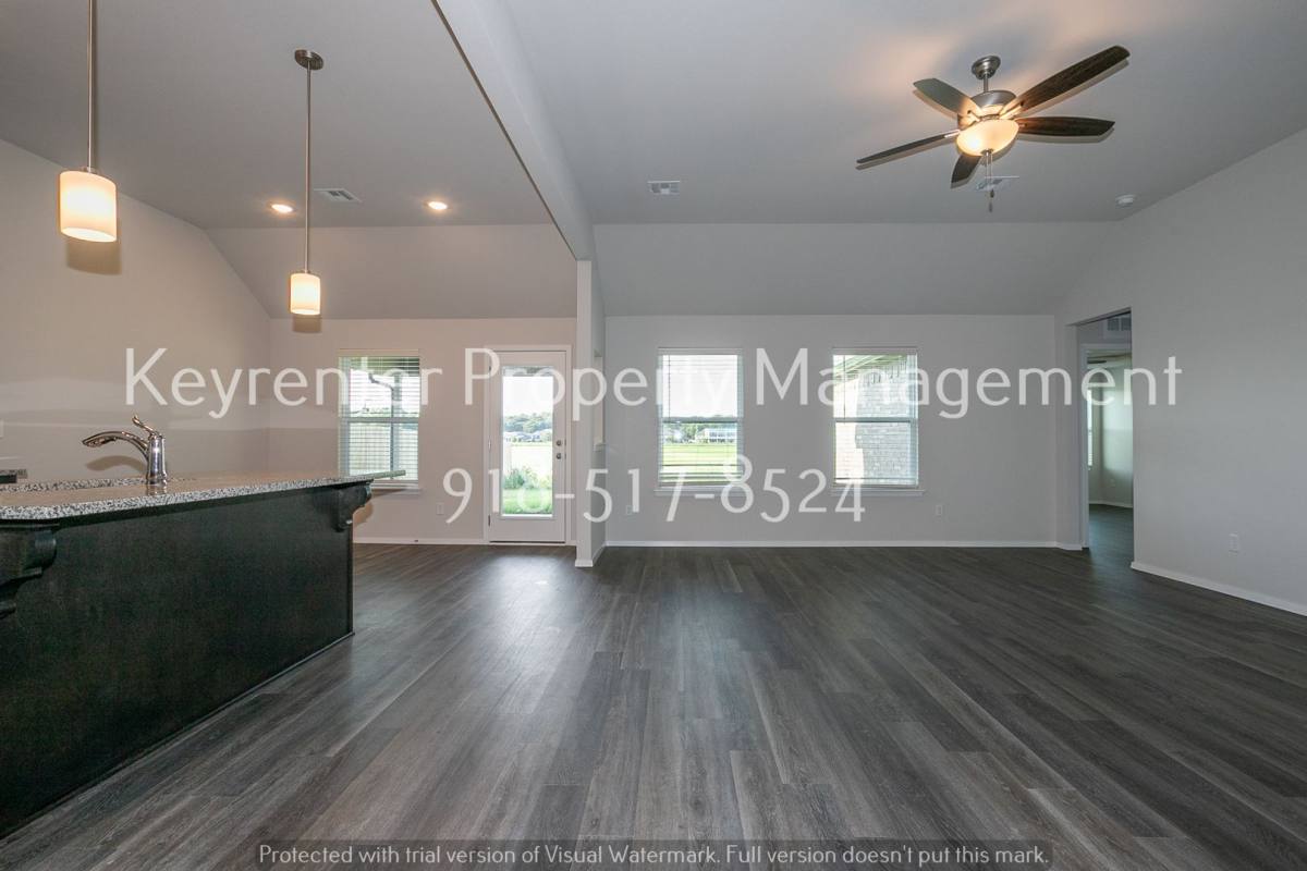 House for rent at 6303 E 123rd St, Bixby, OK 74008