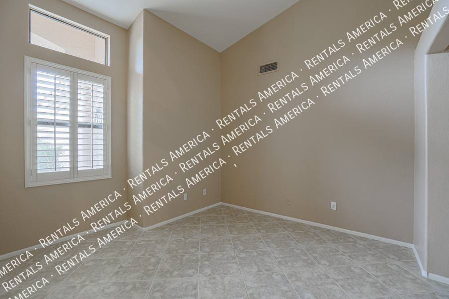 House for rent at 263 E Ashurst Dr, Phoenix, AZ 85048