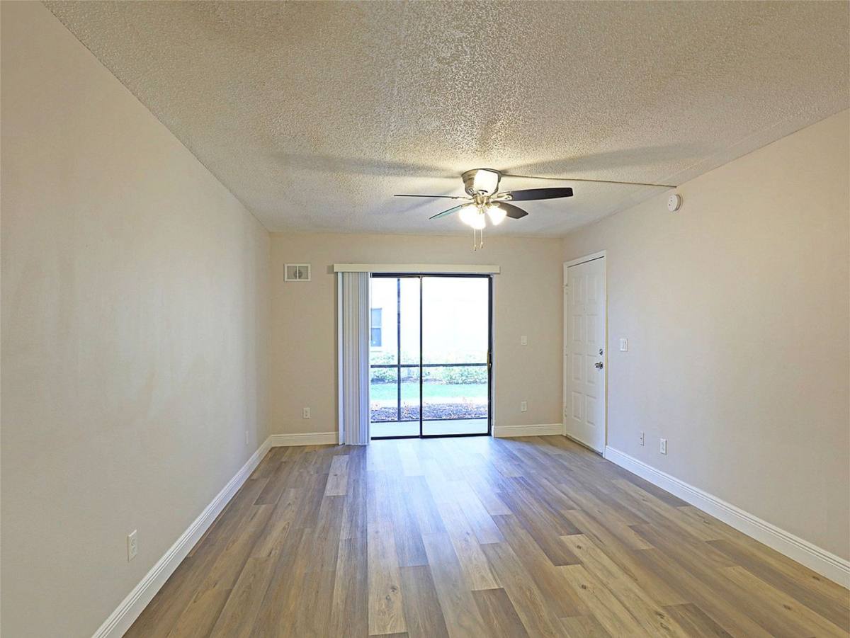 Apartment for rent at 5305 Summerlin Rd, Fort Myers, FL 33919