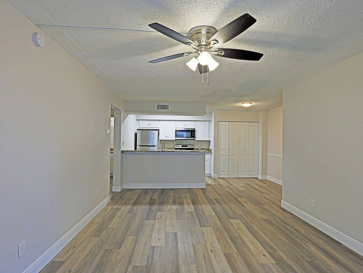 Apartment for rent at 5305 Summerlin Rd, Fort Myers, FL 33919