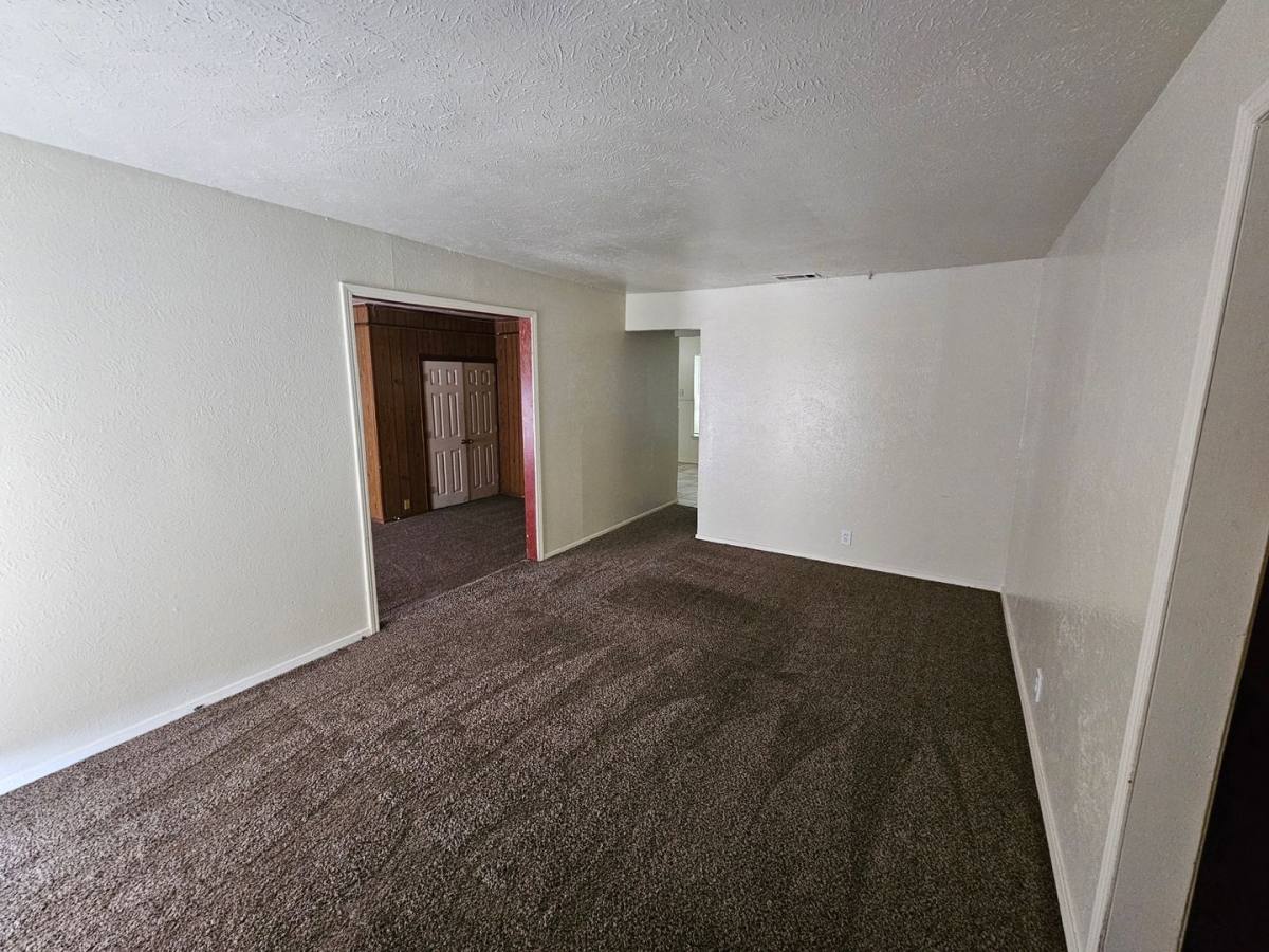 House for rent at 1621 E Park Blvd, Plano, TX 75074