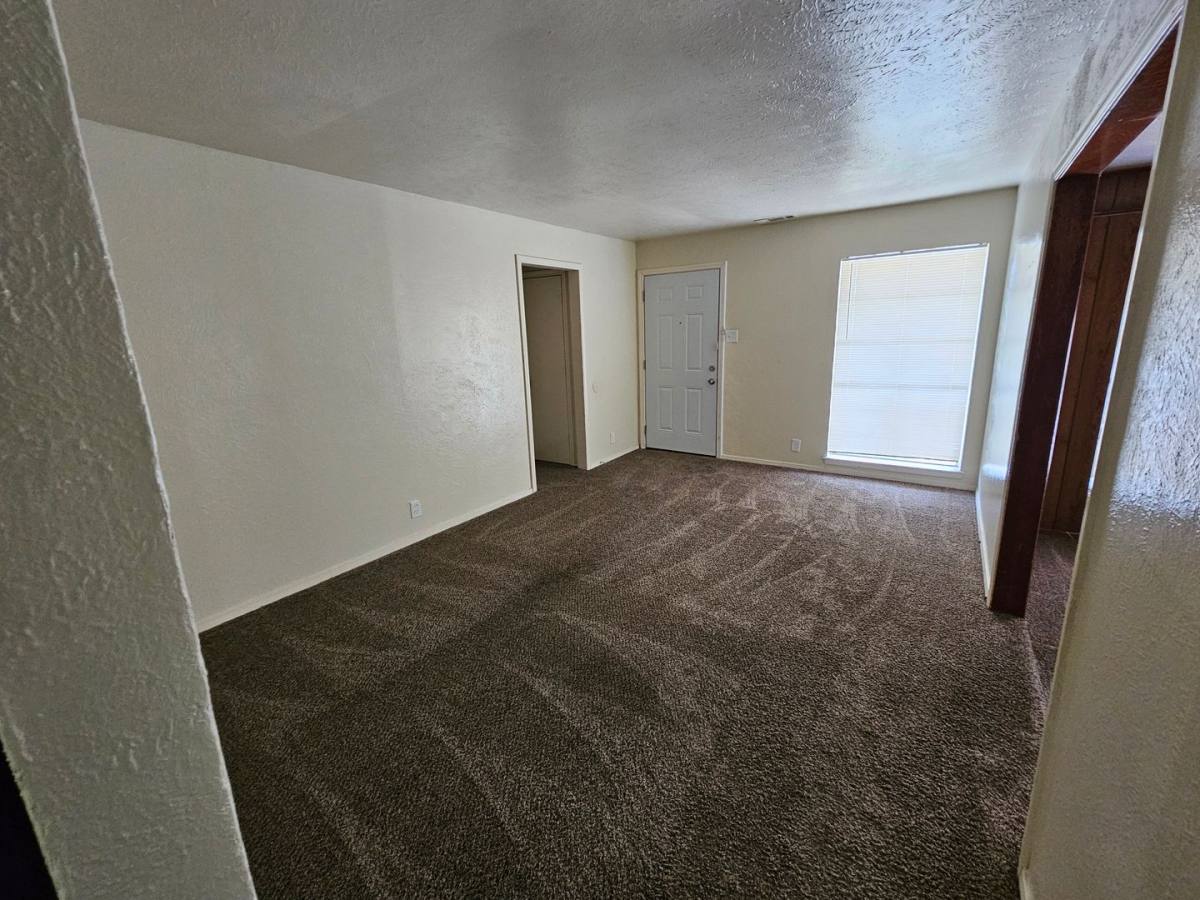 House for rent at 1621 E Park Blvd, Plano, TX 75074