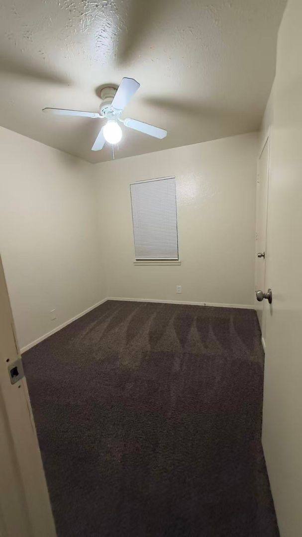 House for rent at 1621 E Park Blvd, Plano, TX 75074