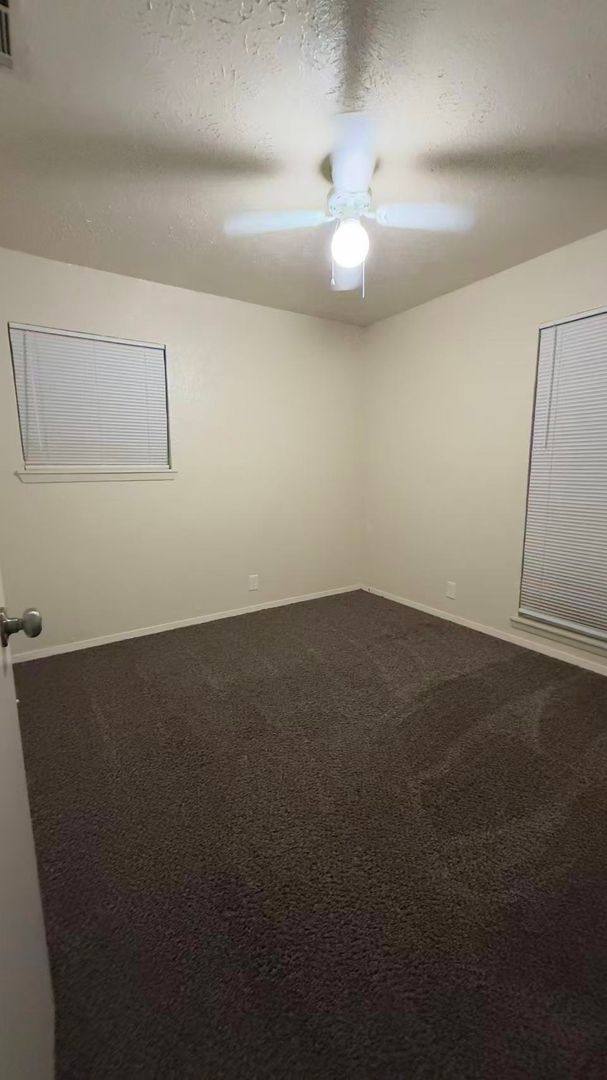 House for rent at 1621 E Park Blvd, Plano, TX 75074