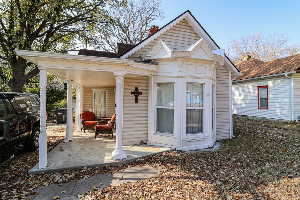 House for rent at 311 Harrison St, Newton, KS 67114