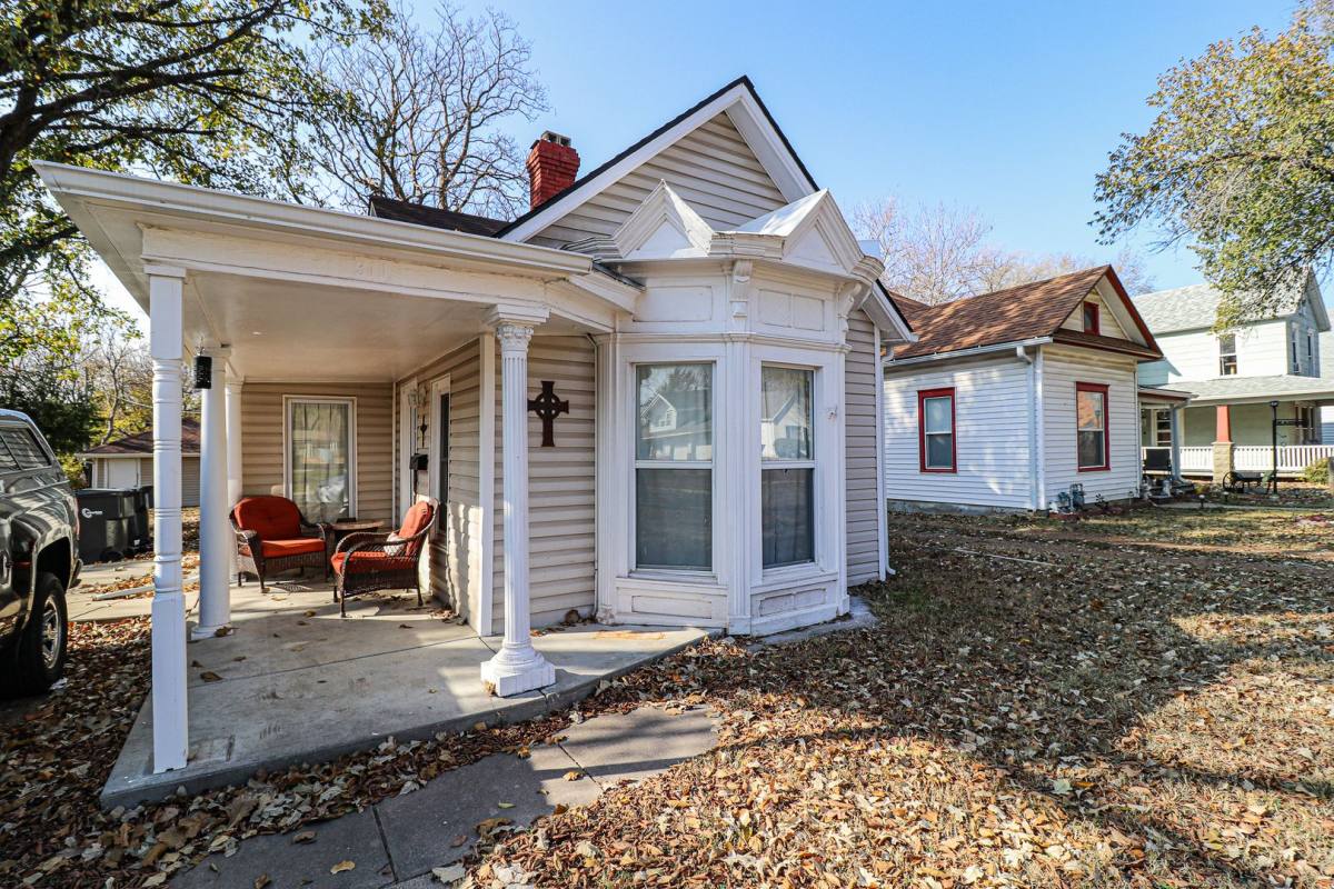 House for rent at 311 Harrison St, Newton, KS 67114