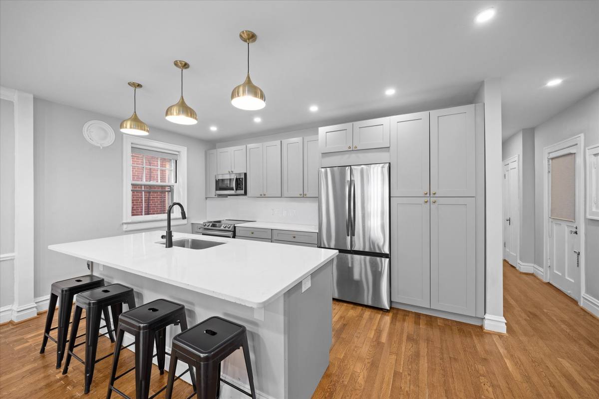 Apartment for rent at 7373 Pershing Ave #1UNIT 1W, Saint Louis, MO 63130