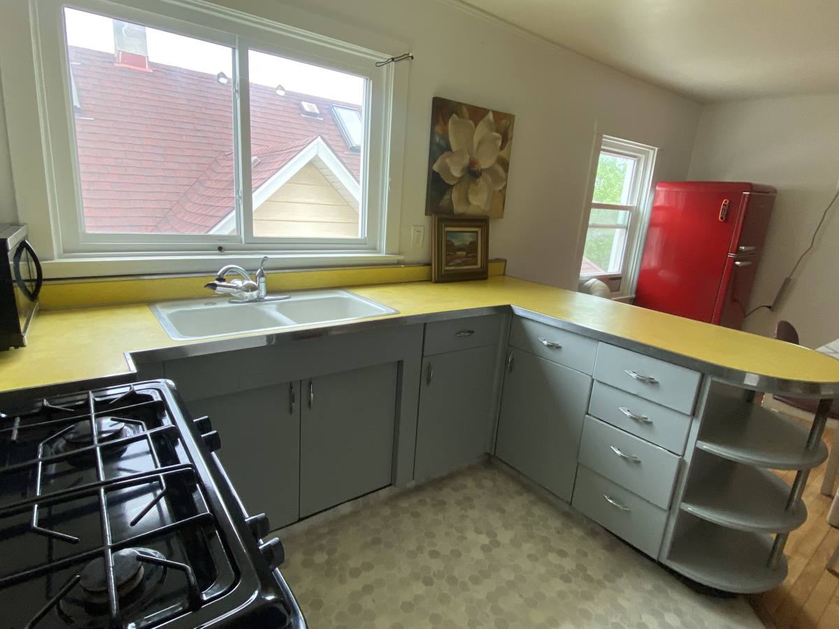 Apartment for rent at 2625 N Central Park Ave #3, Chicago, IL 60647