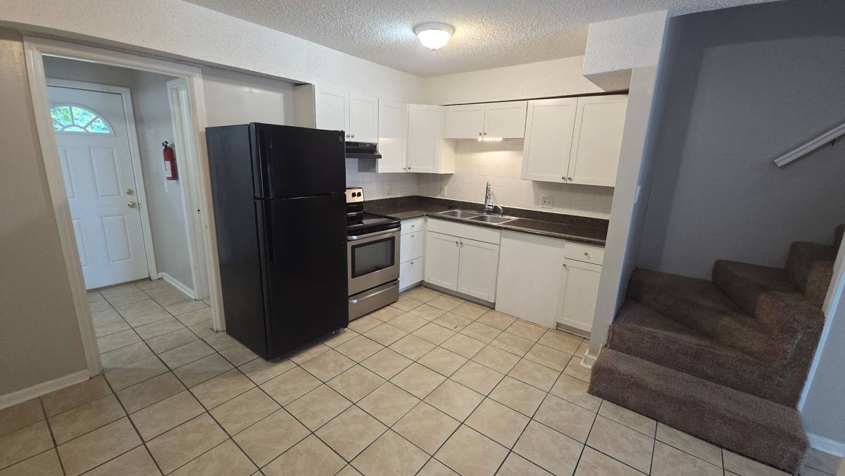 Apartment for rent at 302 Koon St, West Columbia, SC 29169