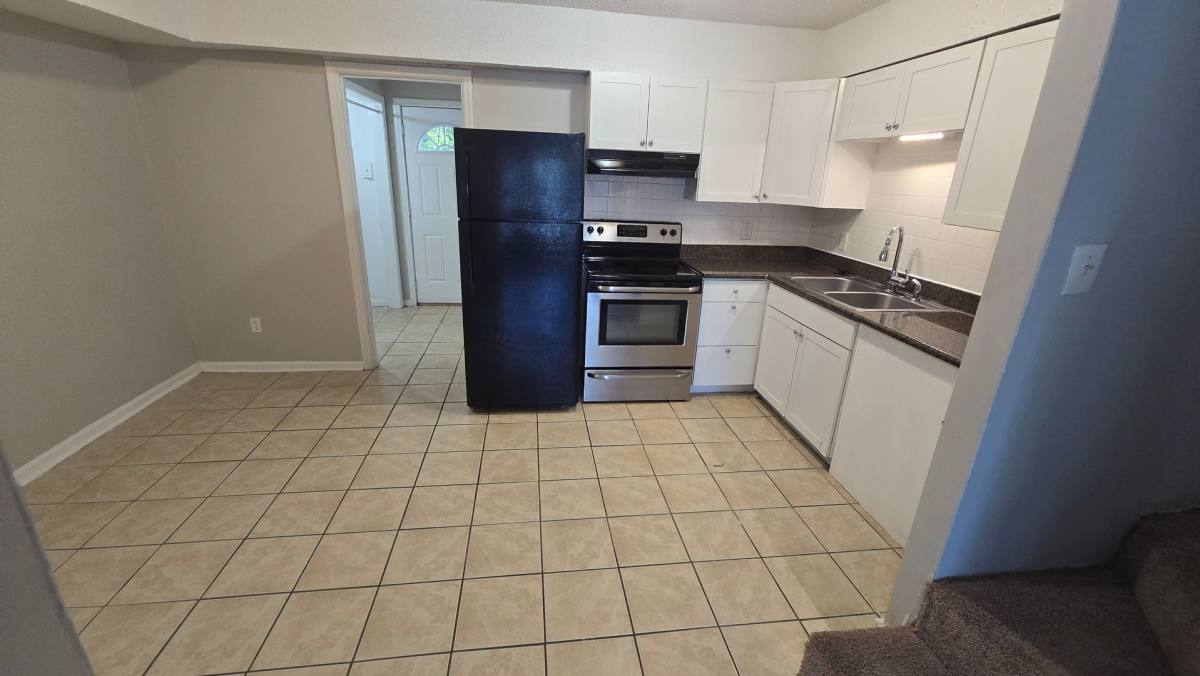 Apartment for rent at 302 Koon St, West Columbia, SC 29169