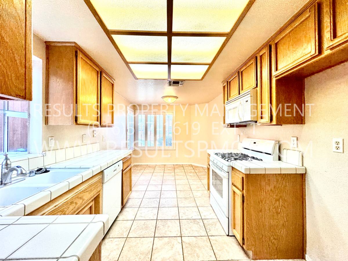 House for rent at 3413 Cobblestone Dr, Rocklin, CA 95765