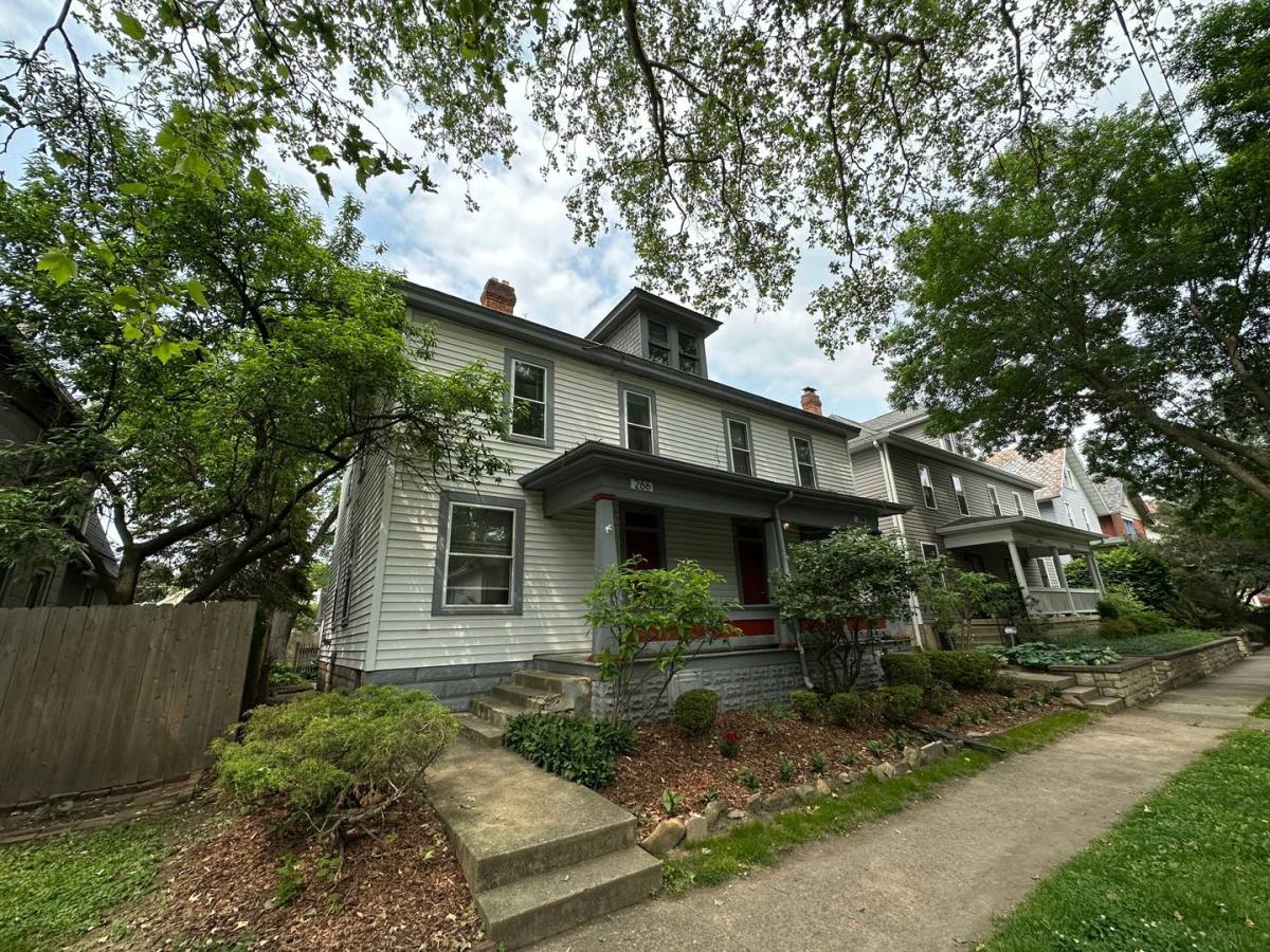 Apartment for rent at 266 Mithoff St, Columbus, OH 43206