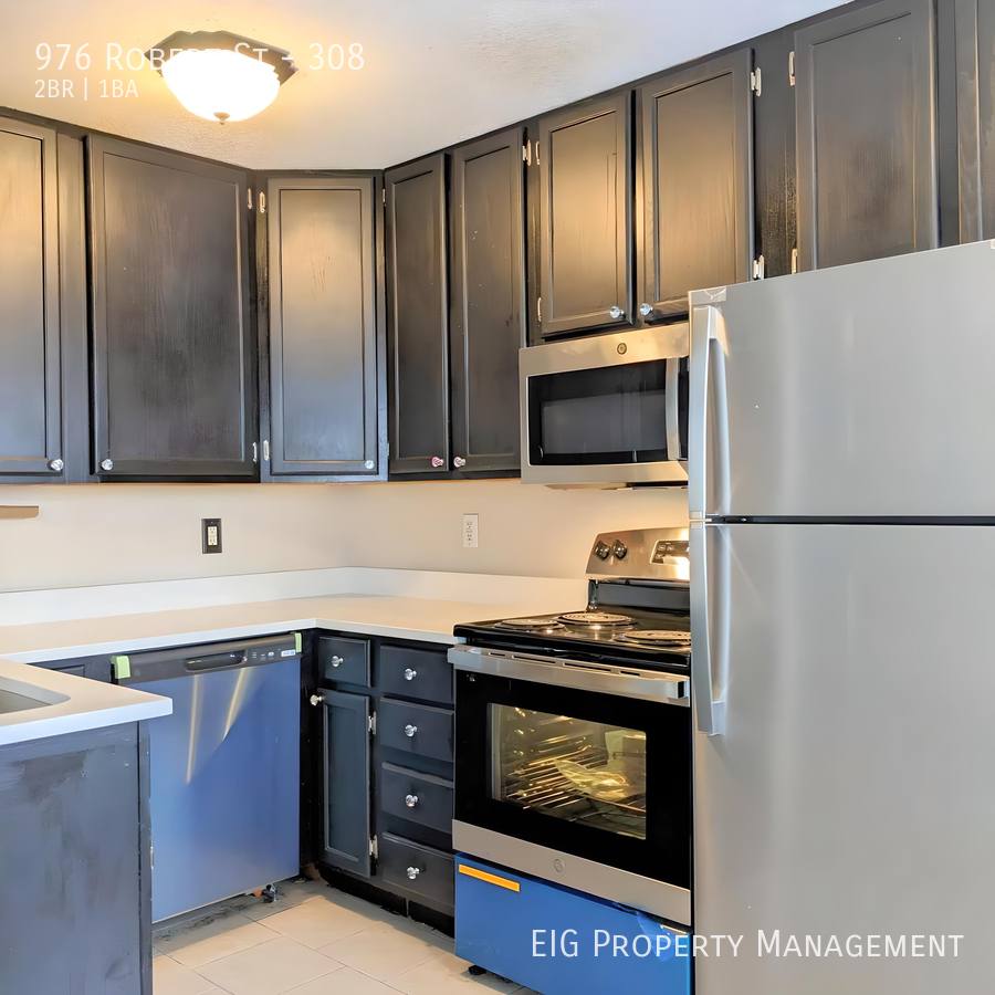 Condo for rent at 976 Robert St #308, Saint Paul, MN 55118