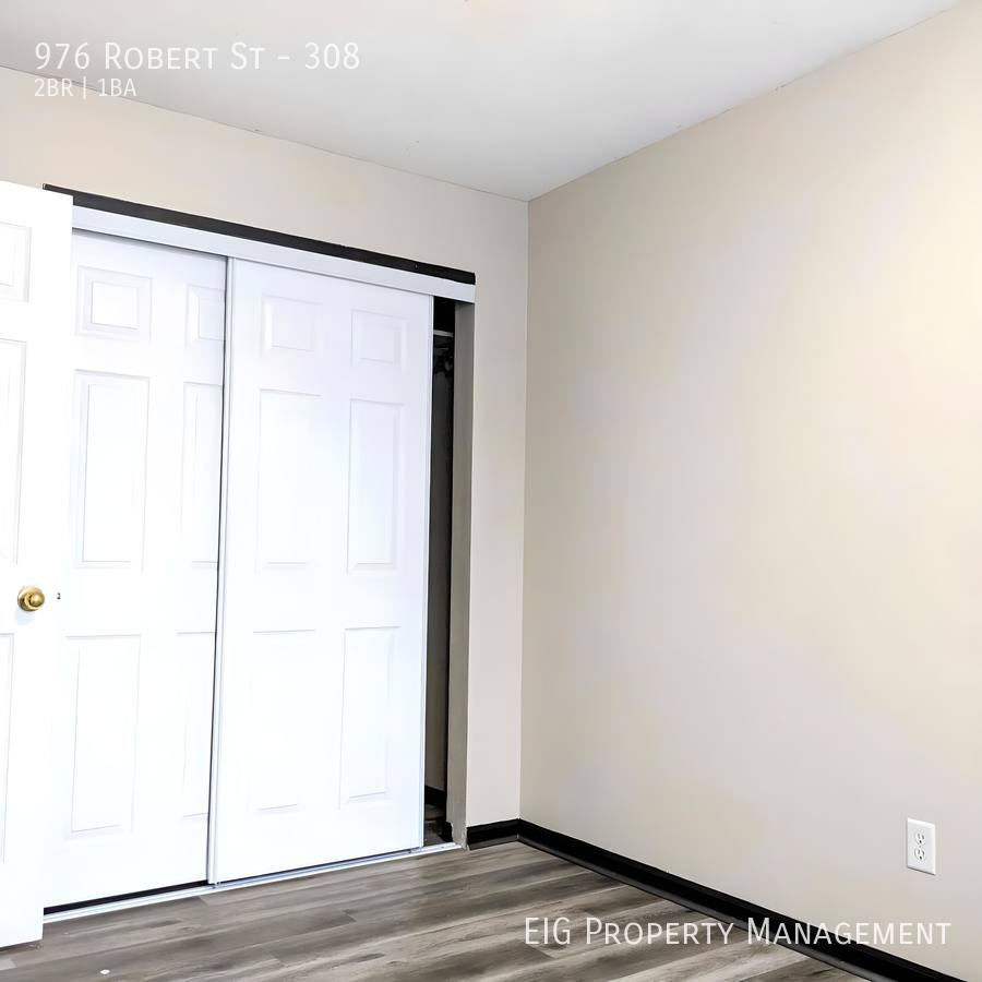 Condo for rent at 976 Robert St #308, Saint Paul, MN 55118