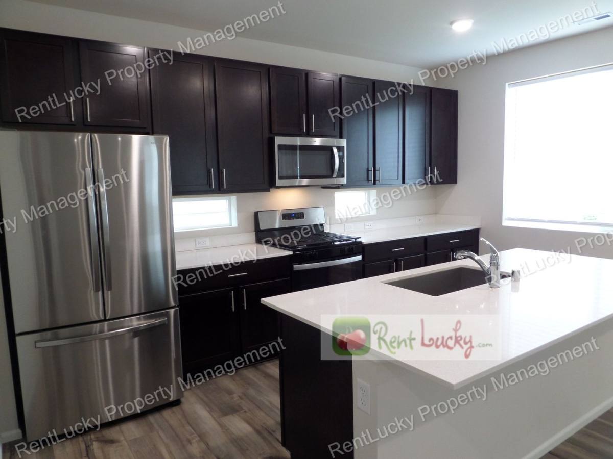 House for rent at 2816 Laurel Loop, Milton, WA 98354