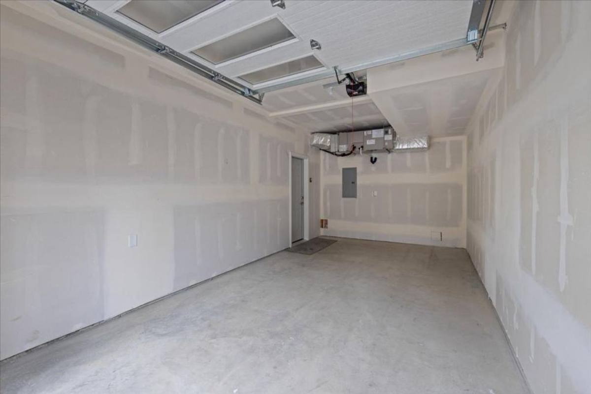 Townhouse for rent at 4237 E Pratt Ave, Spokane, WA 99202