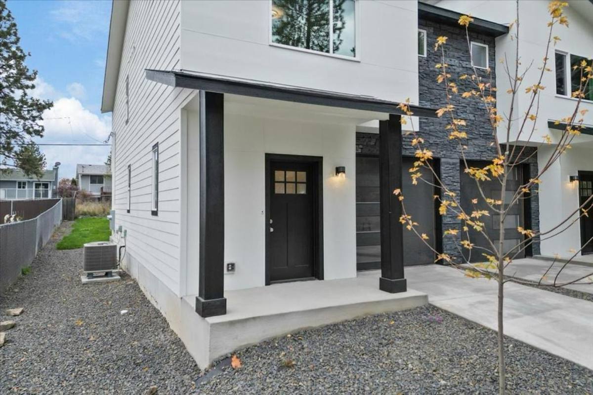 Townhouse for rent at 4237 E Pratt Ave, Spokane, WA 99202