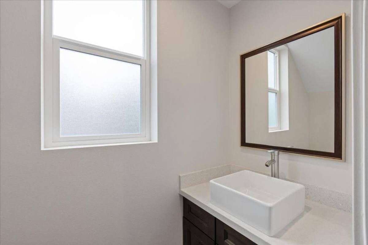 Townhouse for rent at 4237 E Pratt Ave, Spokane, WA 99202