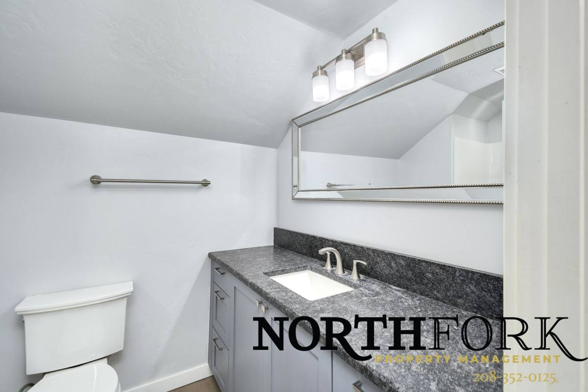 Apartment for rent at 1110 S Manor Dr, Boise, ID 83705