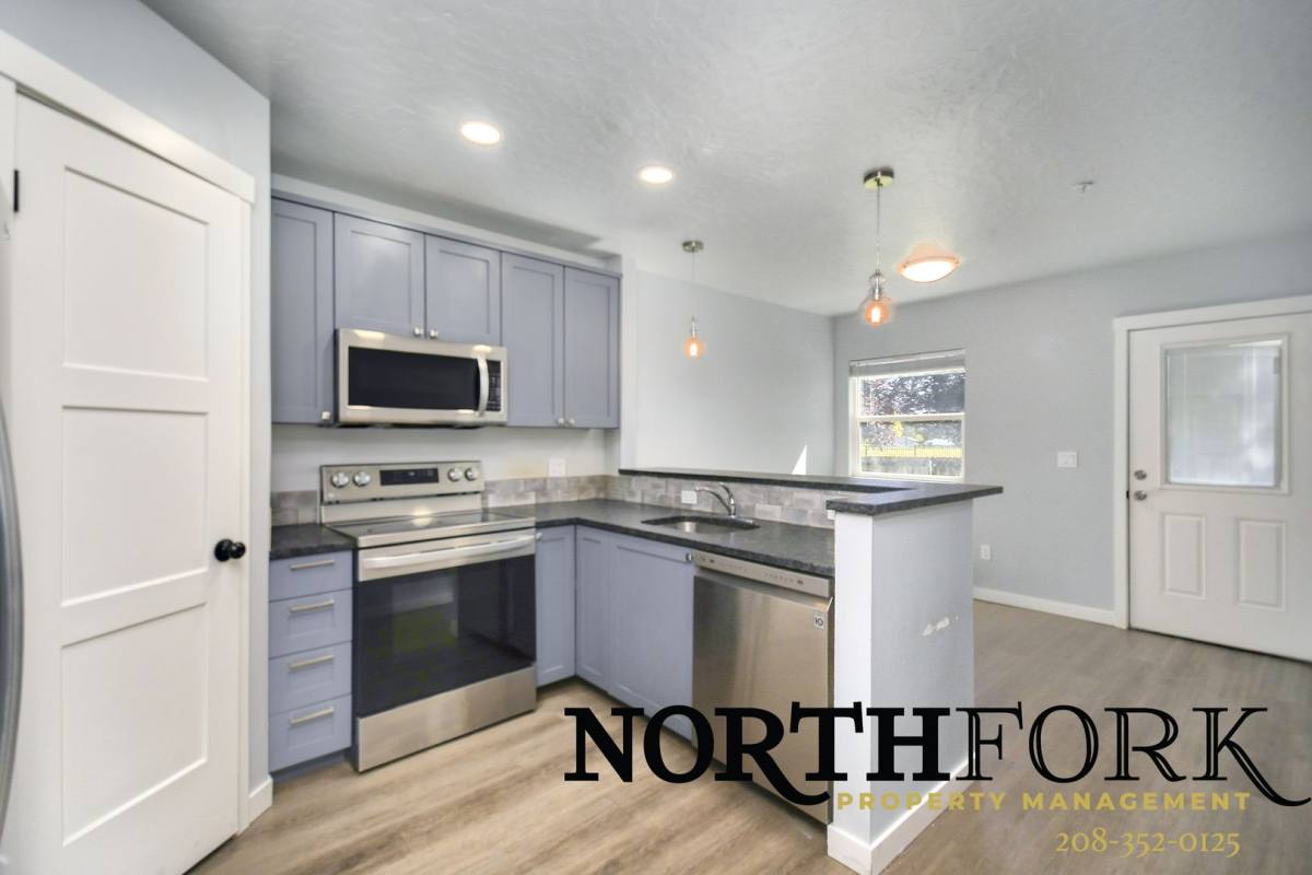 Apartment for rent at 1110 S Manor Dr, Boise, ID 83705