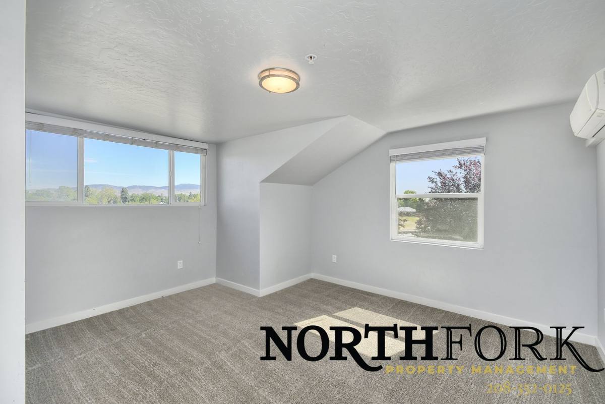 Apartment for rent at 1110 S Manor Dr, Boise, ID 83705
