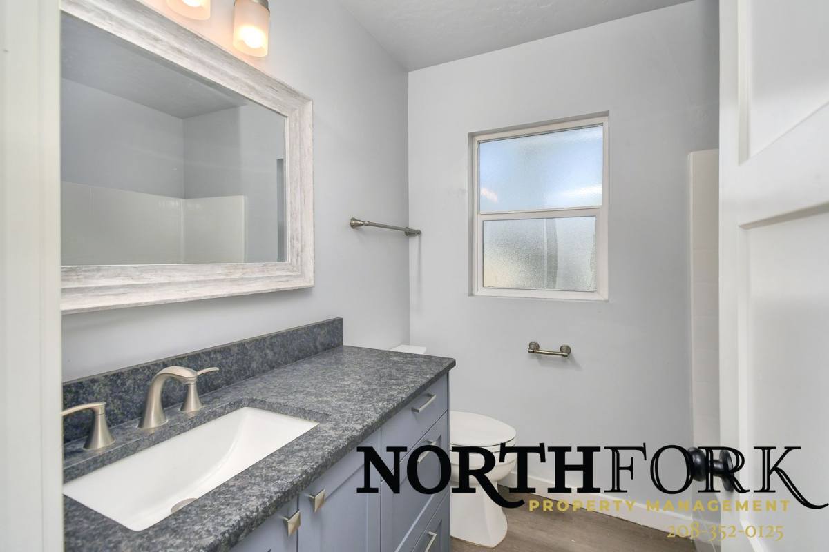 Apartment for rent at 1110 S Manor Dr, Boise, ID 83705