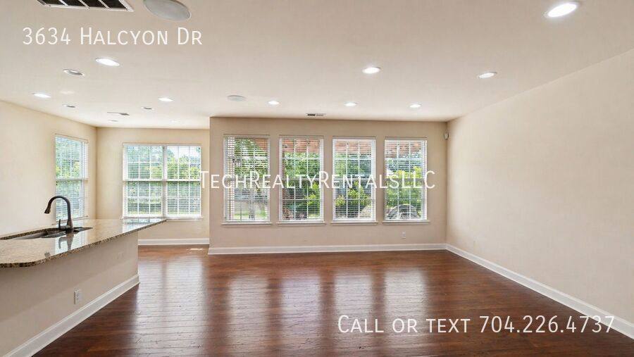 House for rent at 3634 Halcyon Dr, Huntersville, NC 28078