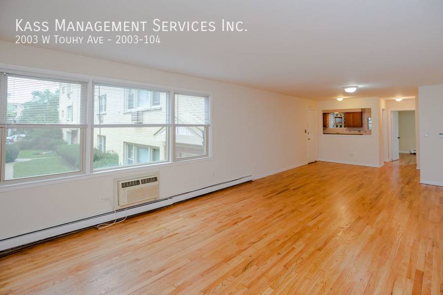Apartment for rent at 2003 W Touhy Ave #104, Chicago, IL 60645
