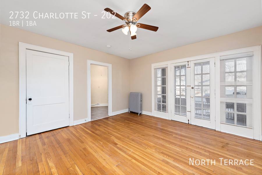 Apartment for rent at 2732 Charlotte St #202, Kansas City, MO 64109