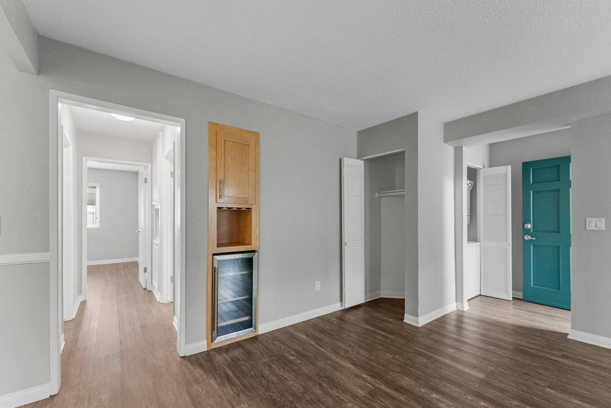 Apartment for rent at 10300 La Hacienda Ave, Fountain Valley, CA 92708
