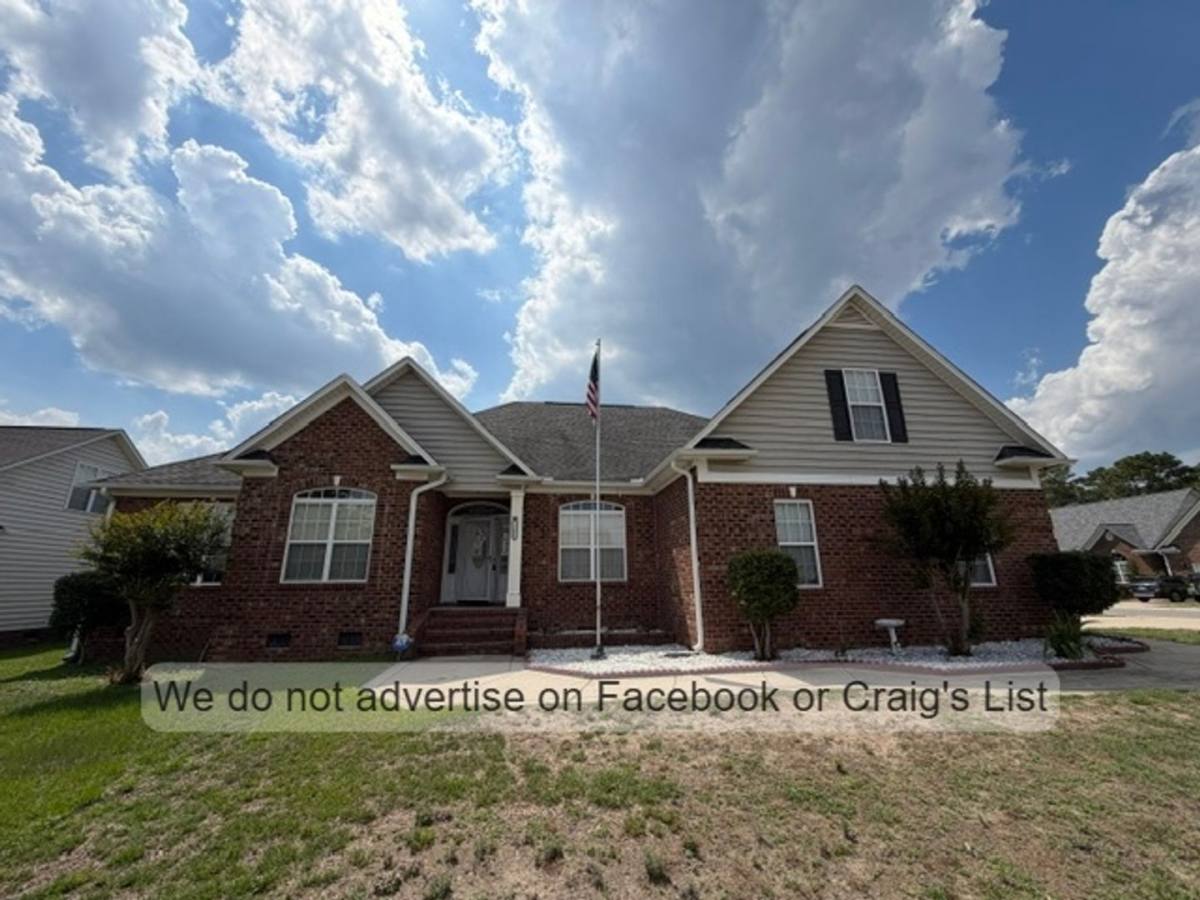 House for rent at 3906 Tasha Dr, Hope Mills, NC 28348