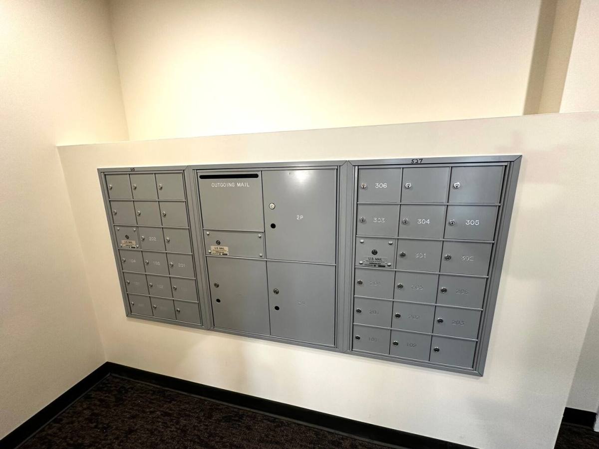 Apartment for rent at 515-527 N Grant St, Bloomington, IN 47408