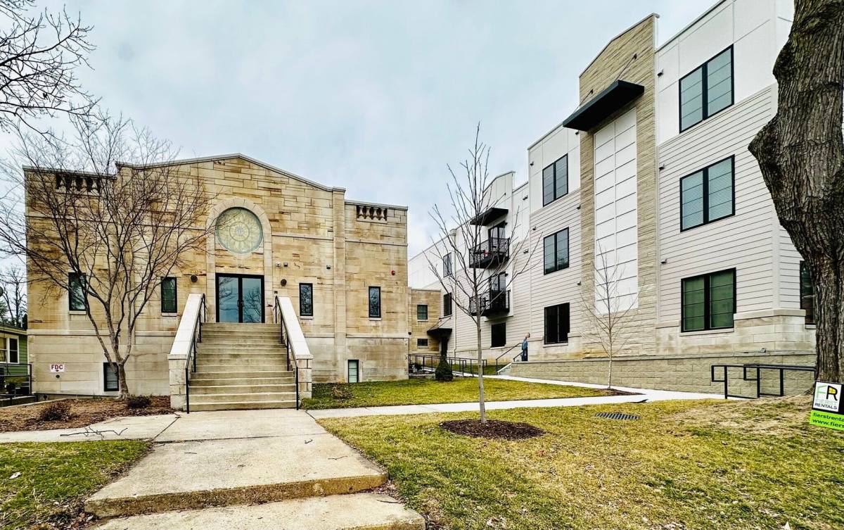 Apartment for rent at 515-527 N Grant St, Bloomington, IN 47408