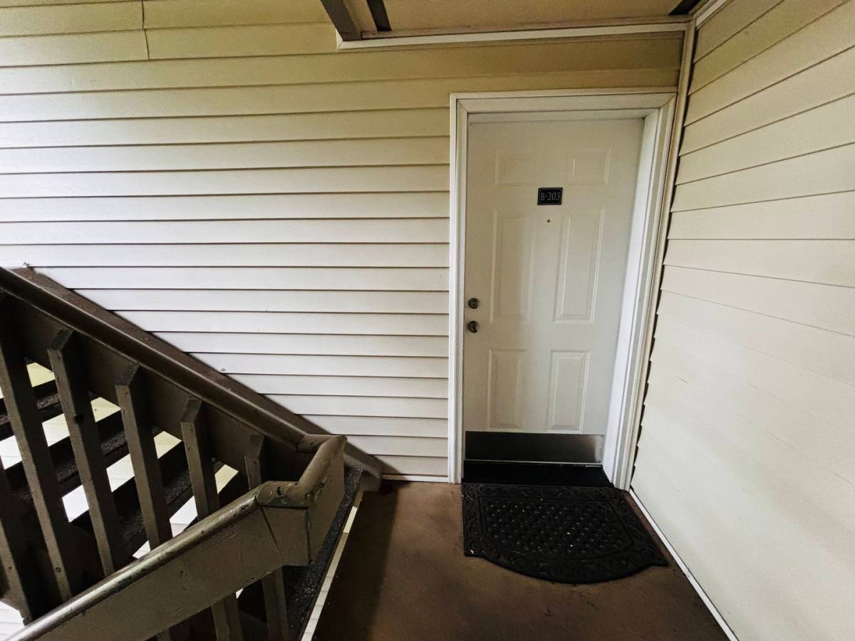 Condo for rent at 1009 112th St SE #B203, Everett, WA 98208