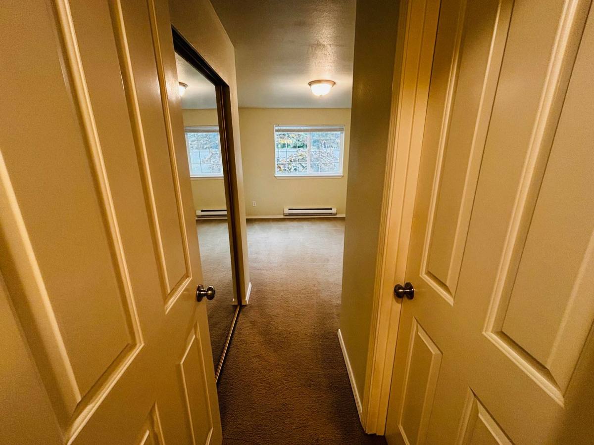 Condo for rent at 1009 112th St SE #B203, Everett, WA 98208