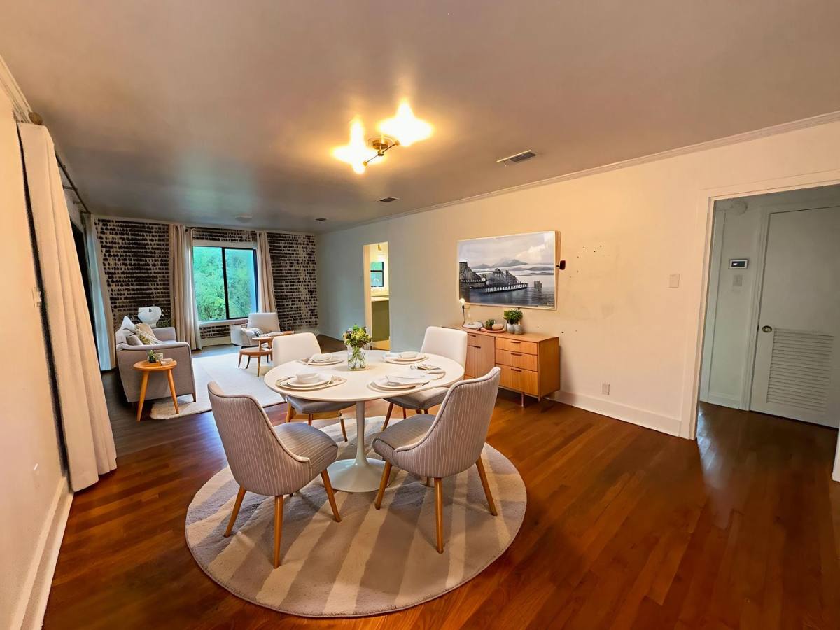 House for rent at 4711 Fairview Dr, Austin, TX 78731