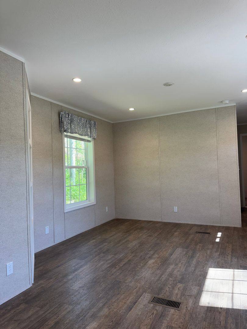 Apartment for rent at 465 Royal Manor Rd #2, Easton, PA 18042